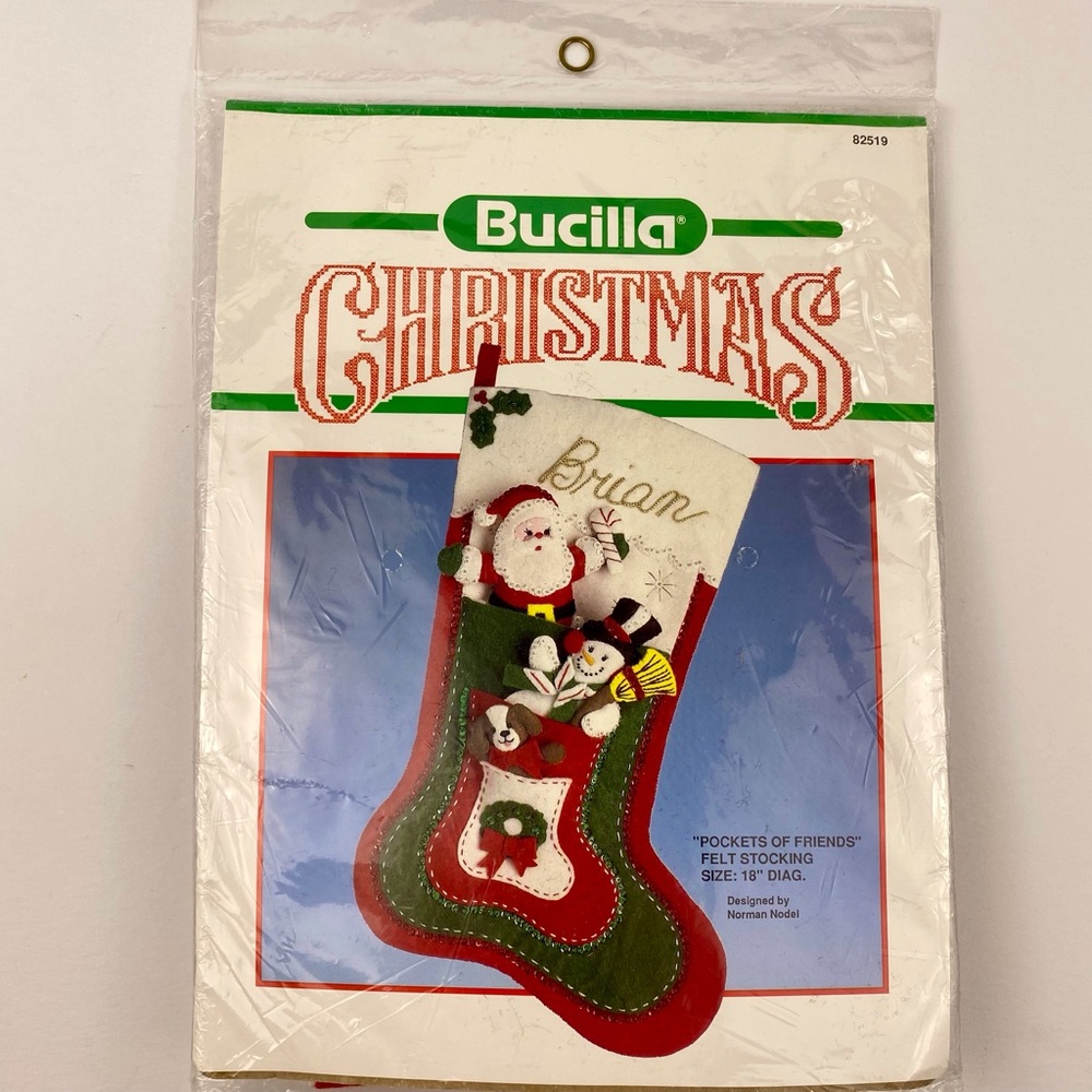 Bucilla Pockets of Friends Felt Christmas Stocking Kit 82519 VTG 18 in